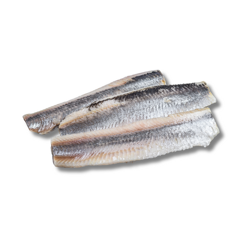 the-raw-superstore-premium-raw-treat-herring-flap-chunks